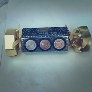Laura Geller “All That Glitters” Illuminator Trio